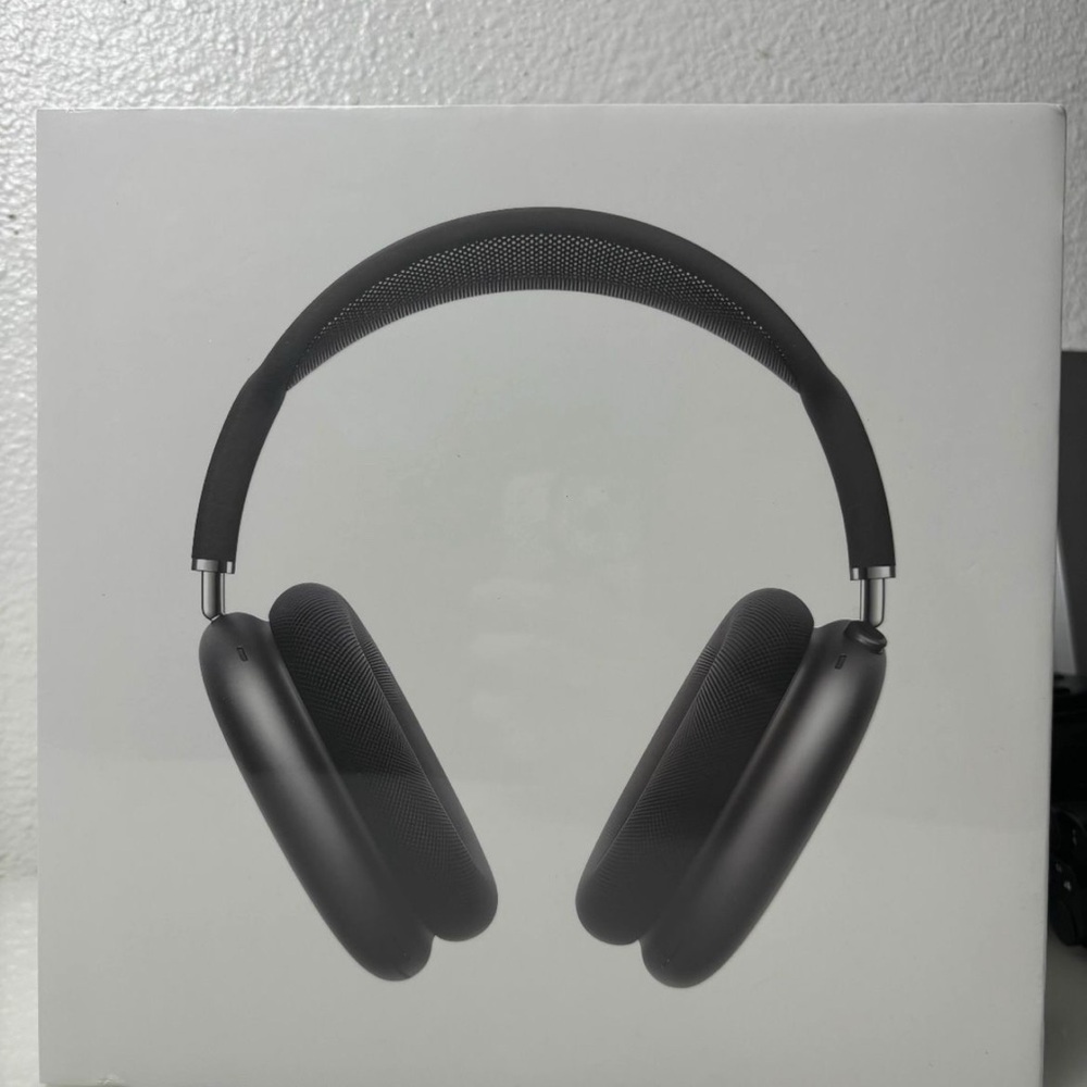 Apple On-Ear Headphones - Black never used brand new out box